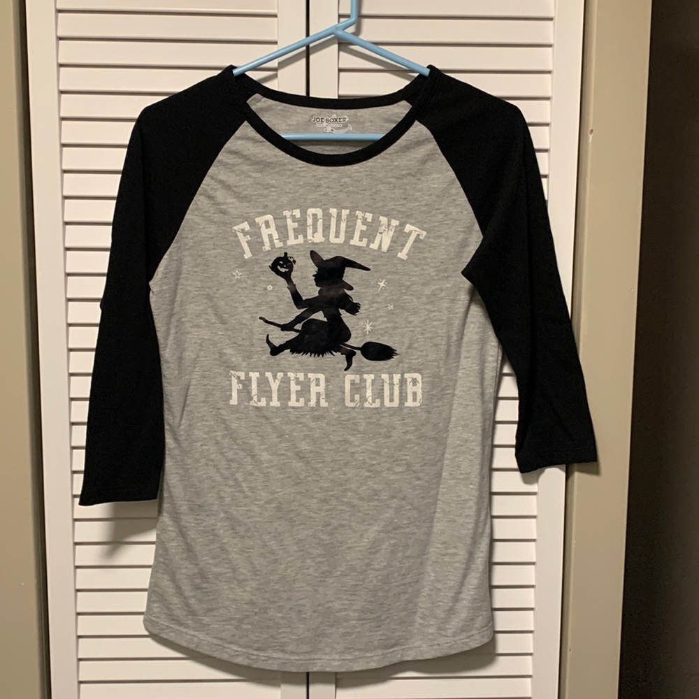 Joe boxer Halloween/fall shirt. Women’s size M 3/4 baseball T